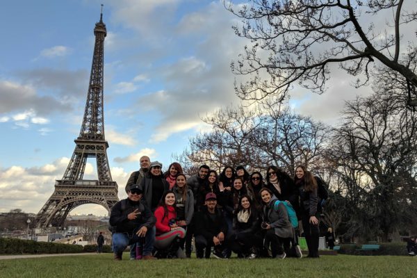 tour a europa para jovenes ano nuevo en europa francia paris torre eiffel (3)